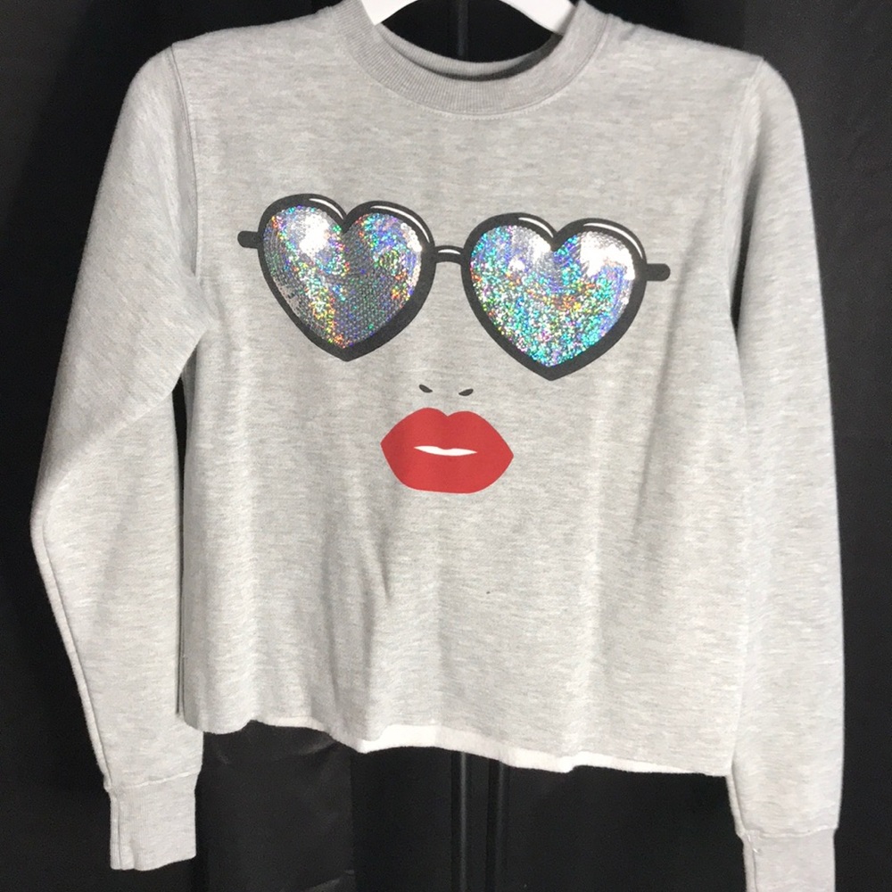 heart glasses shirt